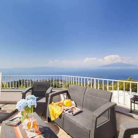 Amore Rentals - Casa Augusta A Sorrento Dış mekan fotoğraf