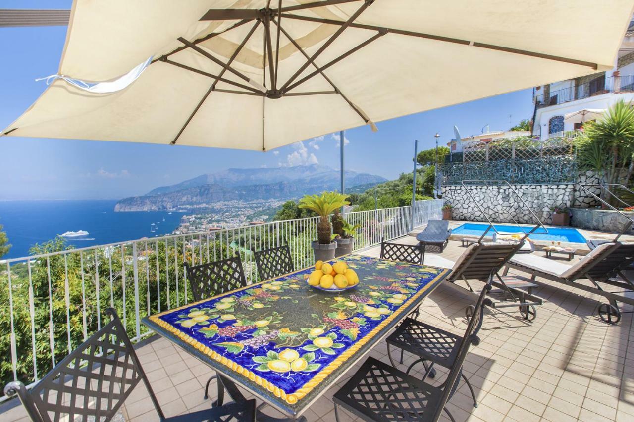 Amore Rentals - Casa Augusta A Sorrento Dış mekan fotoğraf