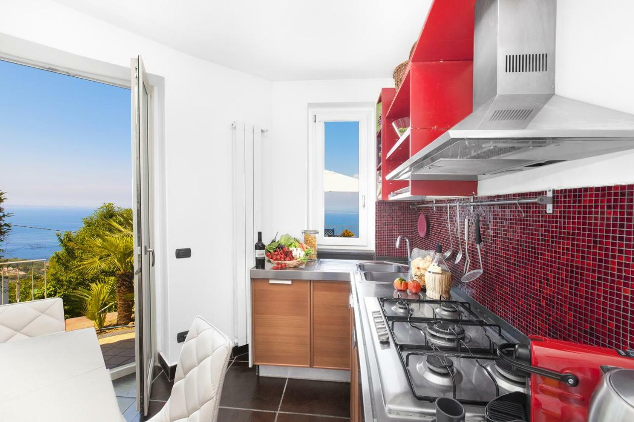 Amore Rentals - Casa Augusta A Sorrento Dış mekan fotoğraf