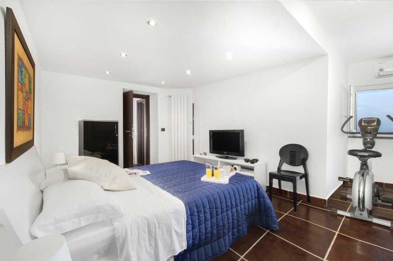 Amore Rentals - Casa Augusta A Sorrento Dış mekan fotoğraf